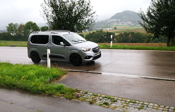 Opel Combo (E) Life 1.5 Diesel Läs mer