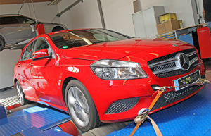 A-klass från Mercedes på dynon